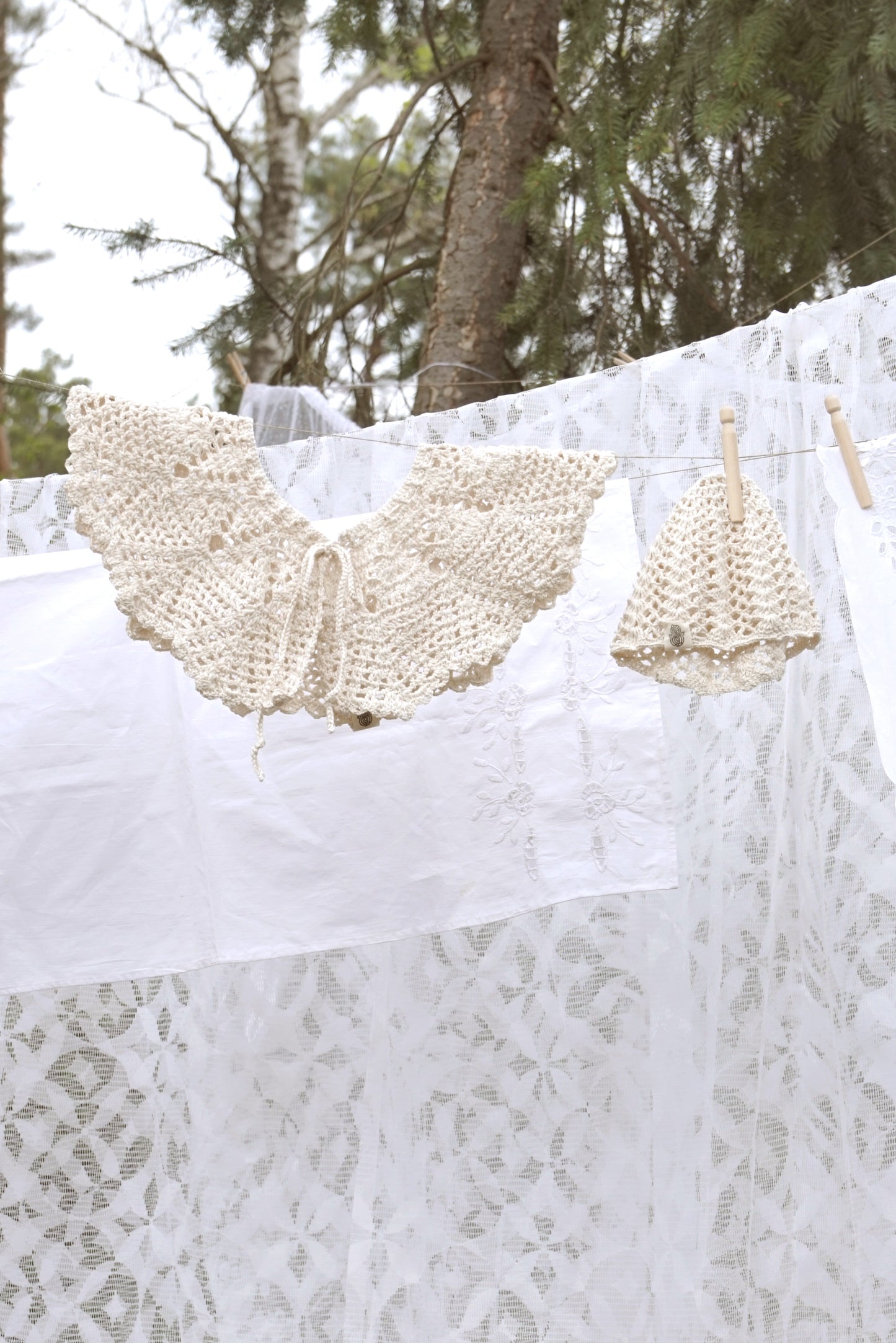 Kołnierz Baskinka Oversized Crochet Collar
